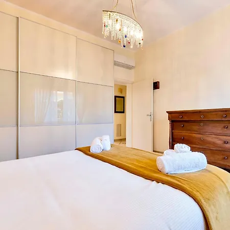 Golden Luxe - 3 A 100 Passi Dal Mare Lido di Camaiore